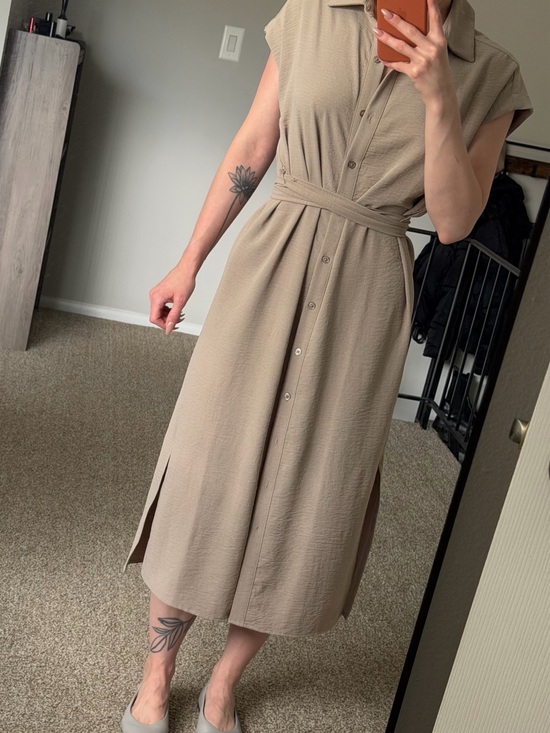 Dkny Dresses & Skirts - DKNY Taupe Button-Front Midi Shirt Dress